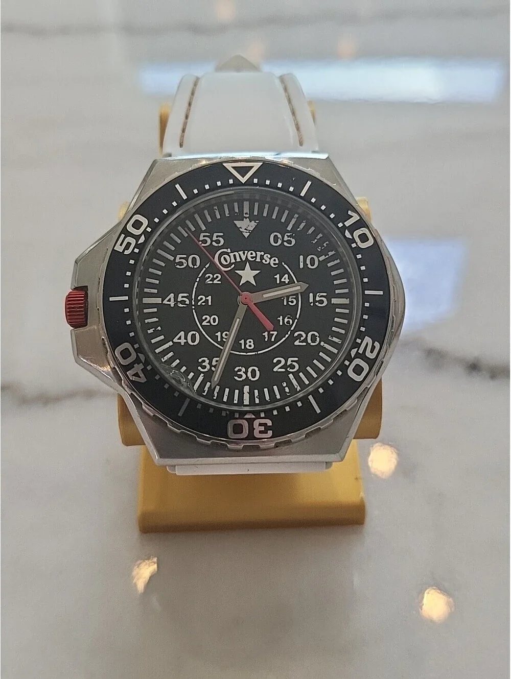 Converse Foxtrot Silicone Mens Watch Diver Style Working New Battery OrginalBand